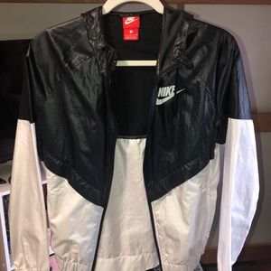 nike windbreaker